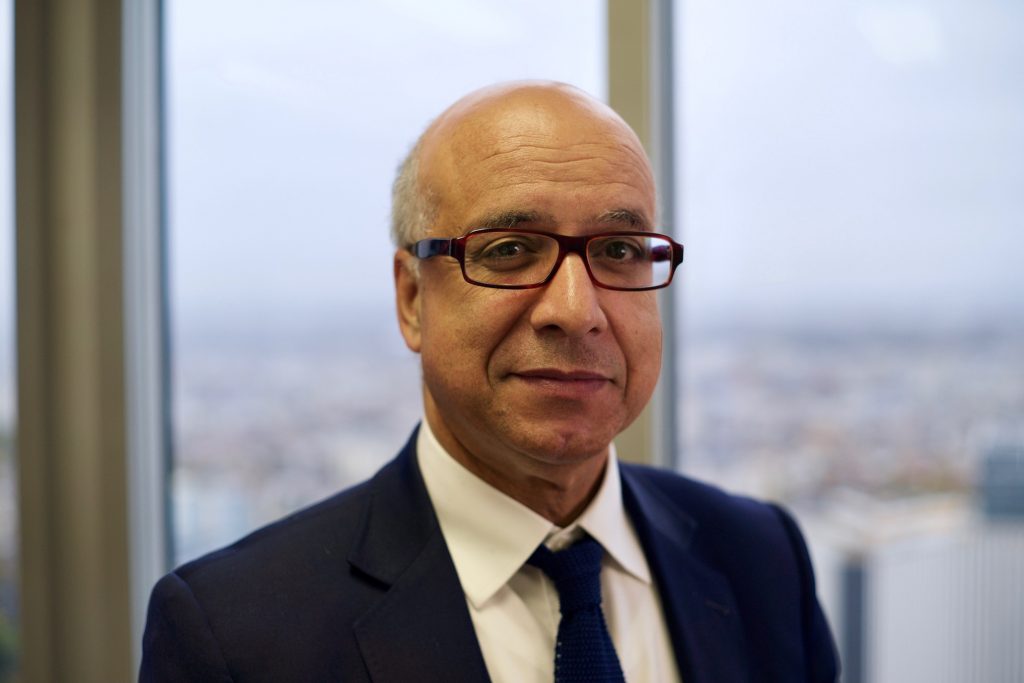 «Le dialogue social ne doit pas se réduire à une mise en scène » 1 Benseddik