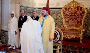 SM le Roi nomme de nouveaux walis et gouverneurs M