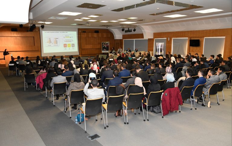 ceremonie de lancement au centre de formation de la banque populaire