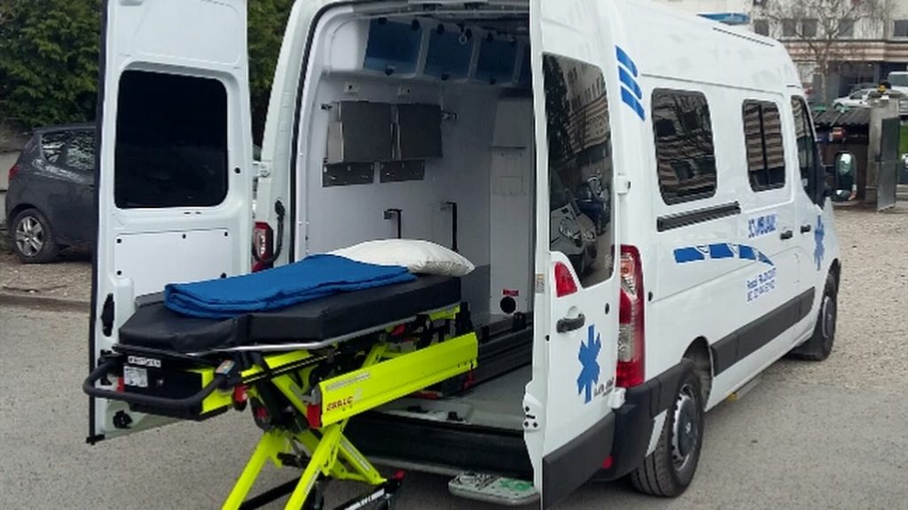 effondrement transferts de patients ambulance transport sanitaire privé mort