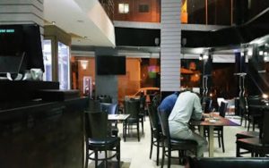 cafés restaurants