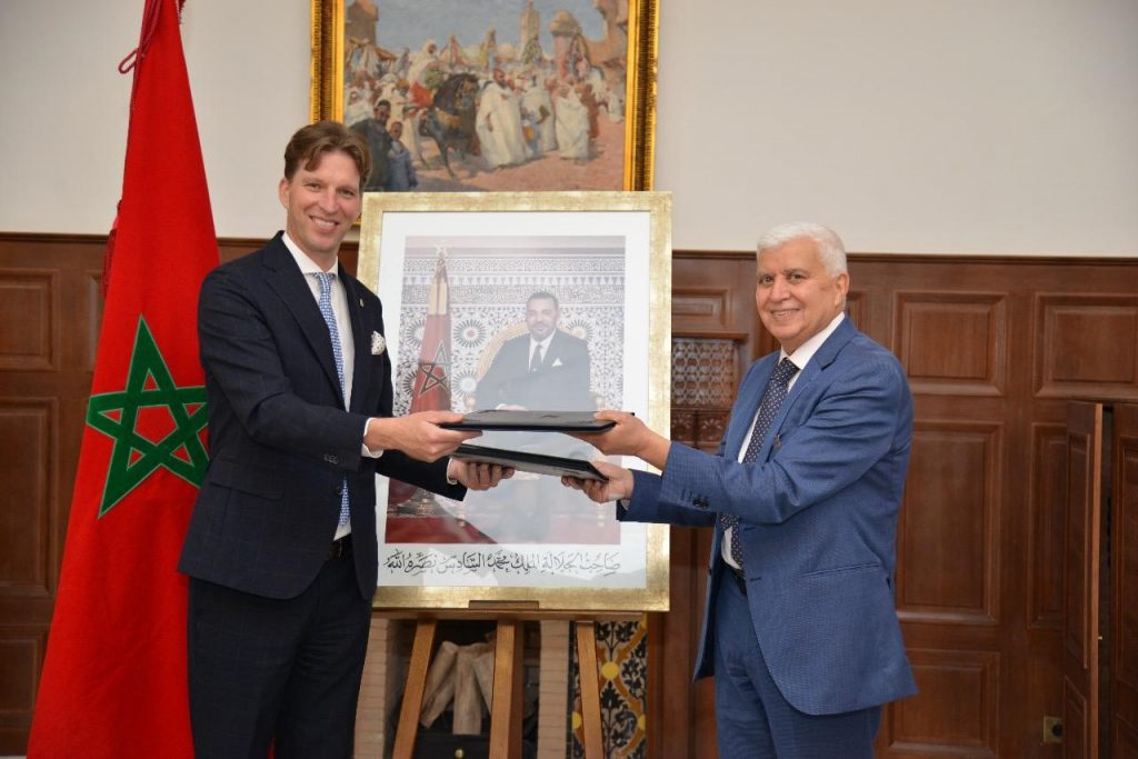 Bank Al-Maghrib scelle une coopération avec la Banque Centrale de Hongrie 1 Bank Al-Maghrib