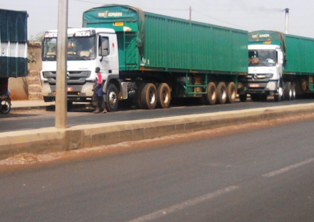 Deux camionneurs marocains tués et un autre blessé par des éléments armés au Mali (ambassade) 1 camionneurs
