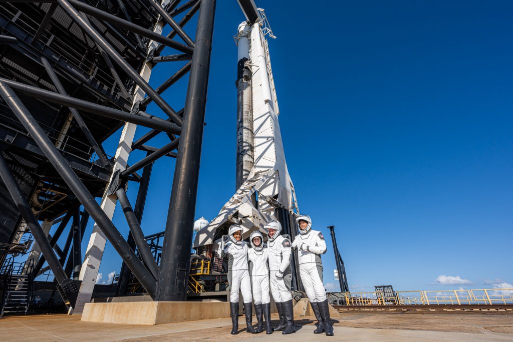 spacex touristes tourisme spacial
