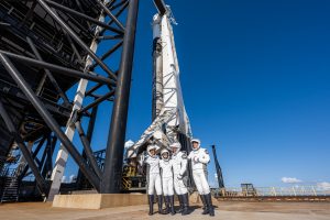 spacex touristes tourisme spacial
