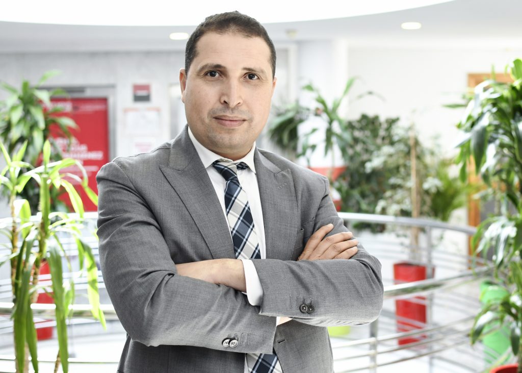 la marocaine vie Taoufik Lachker Hidara