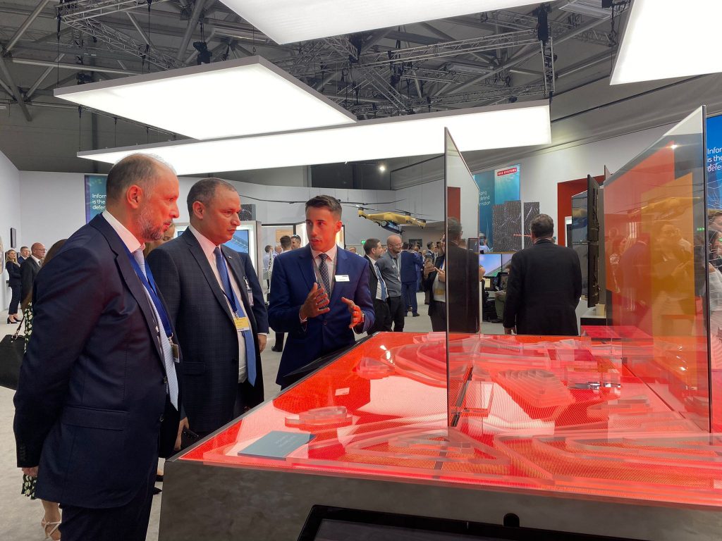 Aéronautique : le Maroc en force au salon Farnborough (AMDIE) 1 Aéronautique le Maroc en force au salon Farnborough (AMDIE)