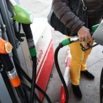 France gasoil essence hausse carburants pratiques pétroliers