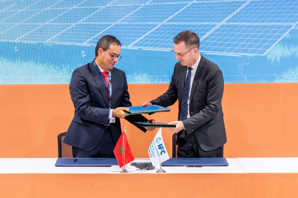 Centrales solaires : IFC et OCP signent un accord de prêt vert de 100 millions d’euros 1 bcp ifc