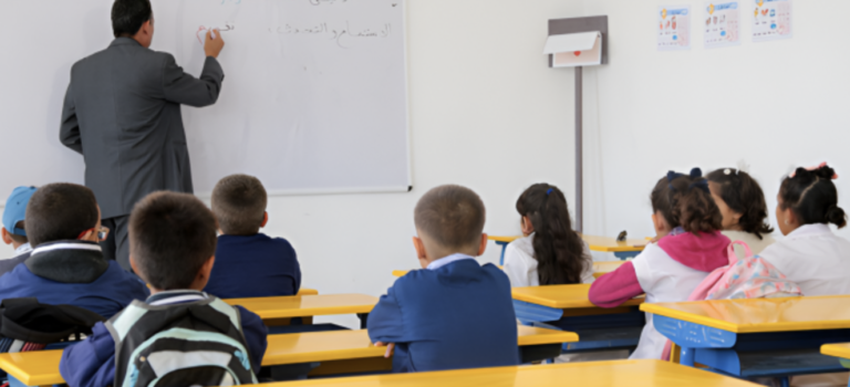 écoles pionnières scolarisation fille oriental